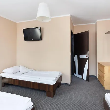 Hostel Shick *